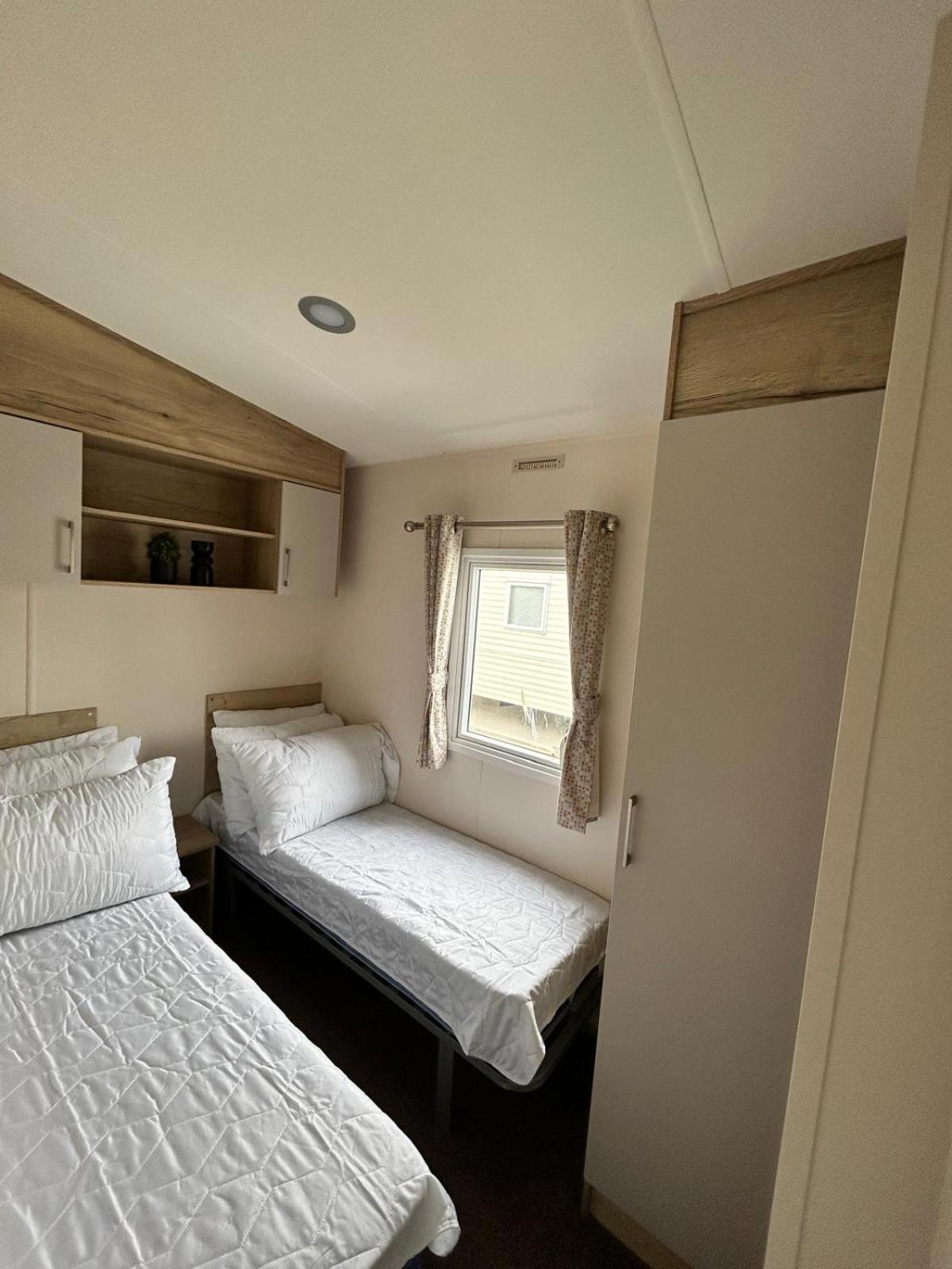 Verbjam 6 Berth Caravan Holiday St Osyth Clacton-On-Sea Exterior photo