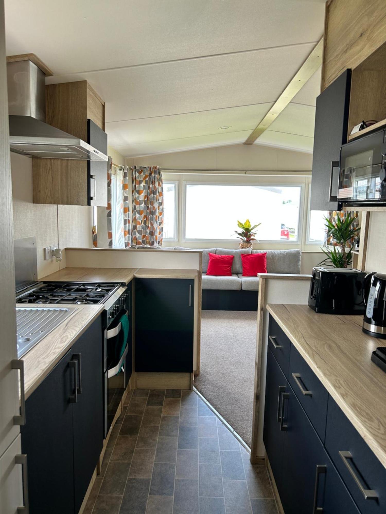 Verbjam 6 Berth Caravan Holiday St Osyth Clacton-On-Sea Exterior photo